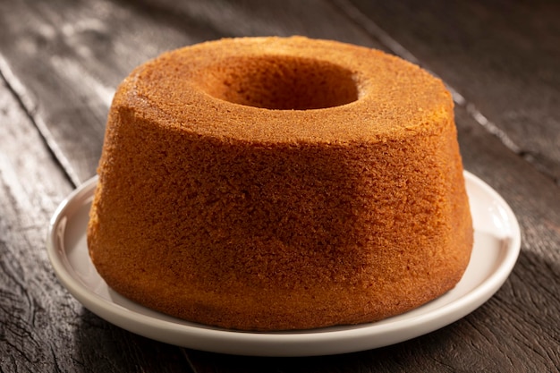 Heerlijke maïsmeelcake traditionele Braziliaanse cake