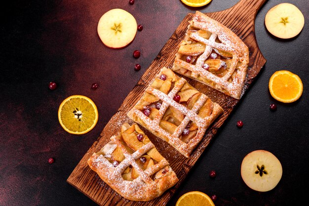 Heerlijke versgebakken taart met fruit