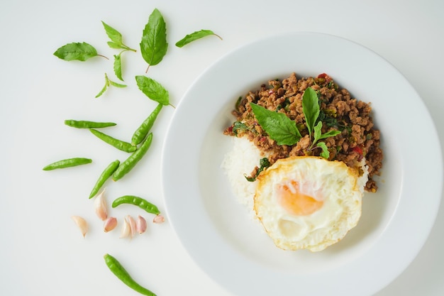 Heilige Basilische gebakken rijst varkensvlees Thais eten