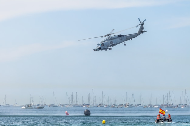 Вертолет SH-60B Seahawk