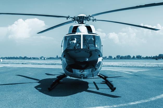 Helikopter op de grond.