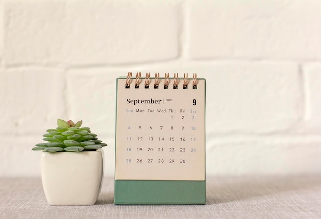 Hello SeptemberDesktop calendar for September 2022