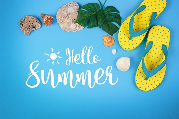 Photo hello summer text on blue background