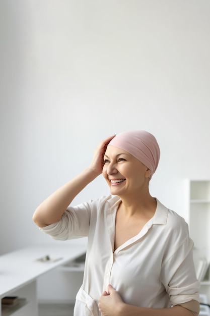 女性の乳がんに対する助けと闘い