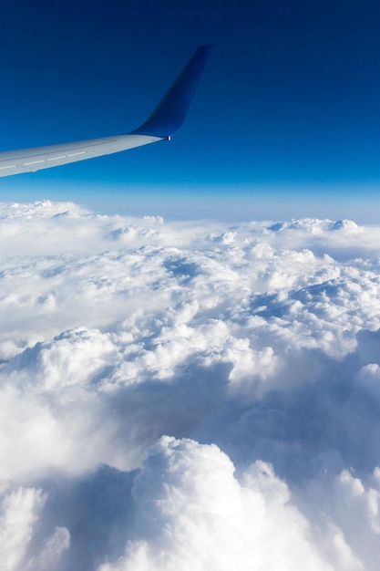 Hemel boven de wolken