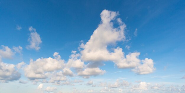 Hemel en wolken achtergrond