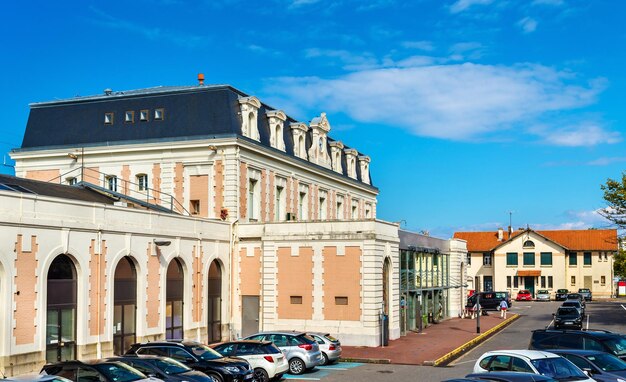 スペイン国境にあるフランスのヘンダイエ鉄道駅