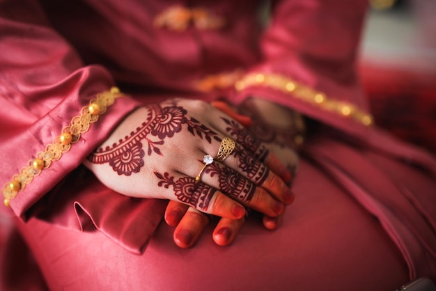 Foto henna is traditionele maleisische decoratieve kunst close-up