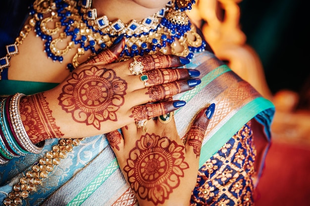 henna mehendi design hindu bride