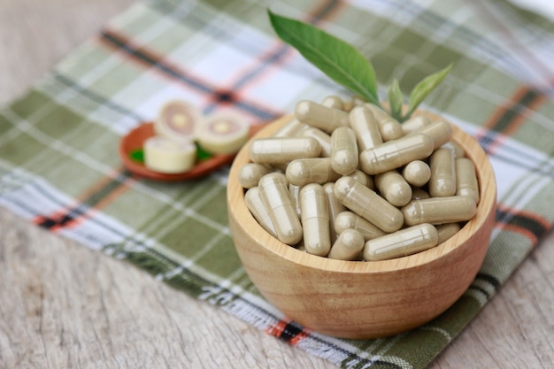 ้Herbal medicine in capsules for healthy eating