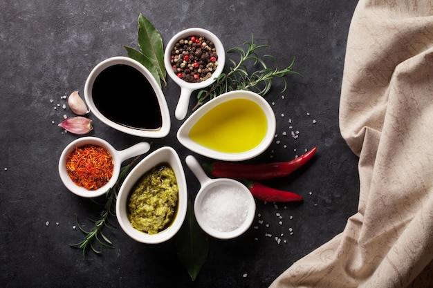 Herbs condiments and spices