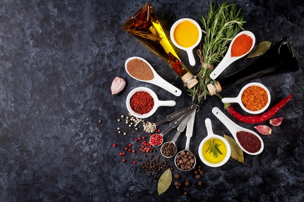 Herbs condiments and spices