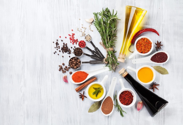 Herbs condiments and spices