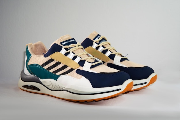 Herenschoenen in wit Een vleugje elegantie en comfort voor elke gelegenheid