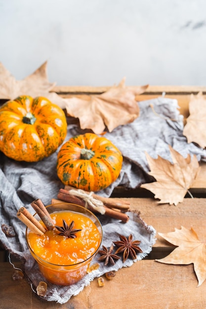 Herfst herfst pompoen confituur met kruiden