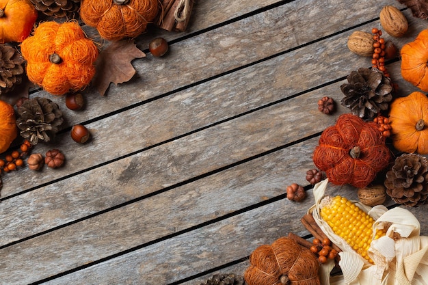 Herfst herfst Thanksgiving dag compositie met decoratieve pompoenen