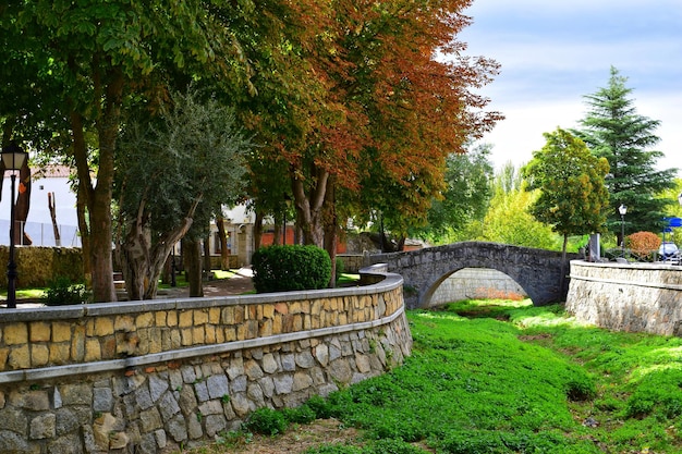 Herfstlandschap in Colmenar del Arroyo, Madrid (Spanje).