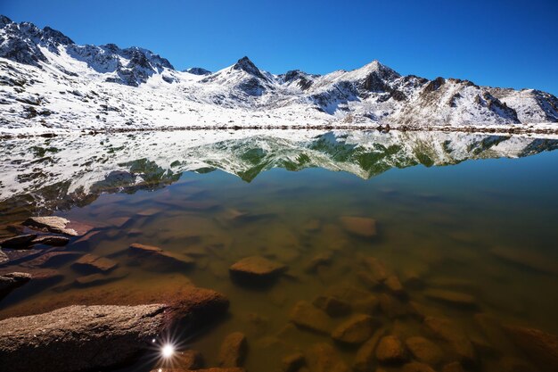 Herfstseizoen in Kackar Mountains in de Zwarte Zee-regio van Turkije. Prachtige bergen landschap.