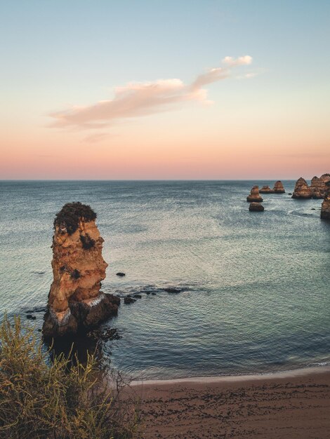 Hermosas playas de Lagos en el Algarve, Португалия