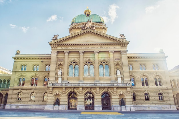 Het federale paleis, dat de zetel is van het federale parlement