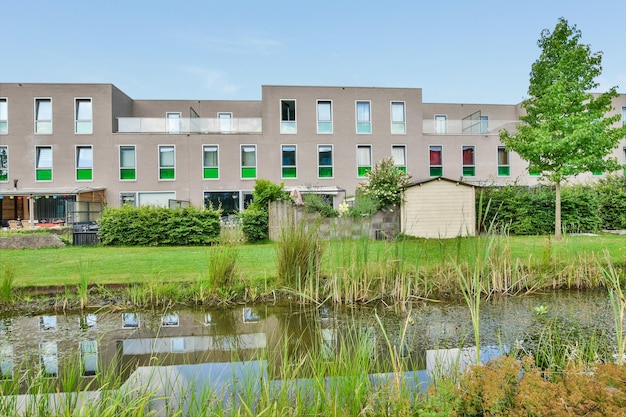 Het gebouw waarin het hotel zich bevindt