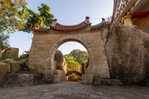 Het geheel en een deel van de Chinese traditionele religieuze architectuur