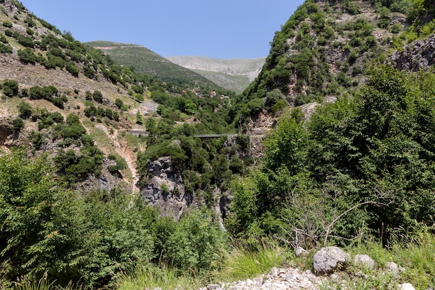 Het Griekse dorp Matsouki Epirus Griekenland