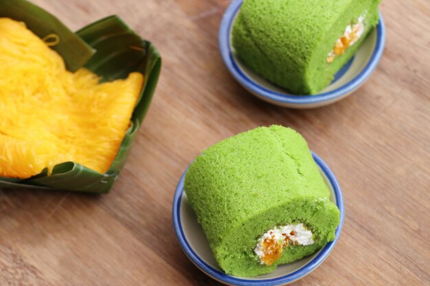 Het groene zoete dessert van de broodjescake