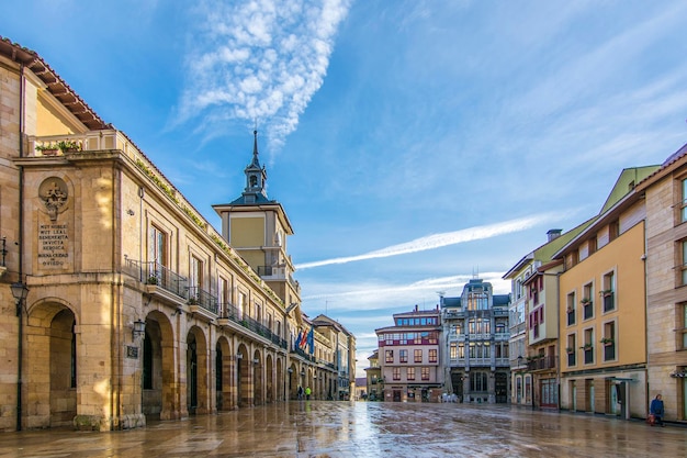 Het Grondwetsplein van Oviedo, Spanje