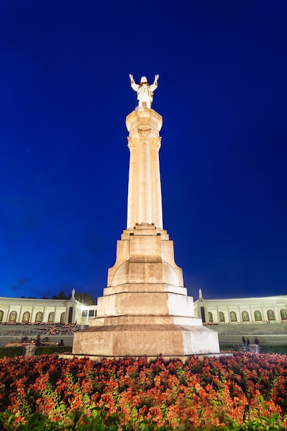 Het heiligdom van Fatima in de nacht, Fatima, Portugal