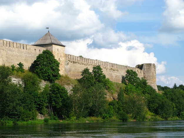 Het kasteel in Narva stad, Estland