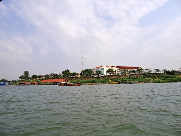 Het kleine dorpje aan de Mekong rivier Laos