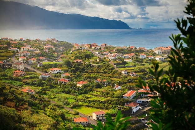 Het kleine dorpje Ponta Delgada