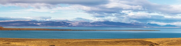 Het landschap van Patagonië met Viedma-meer. Argentinië. Zuid-Amerika