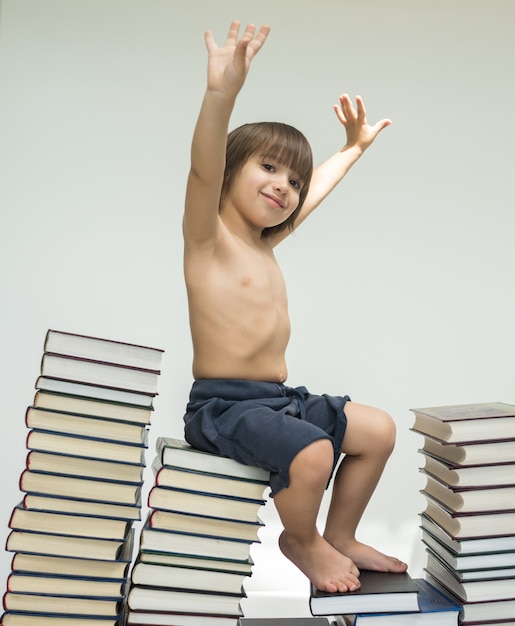 Het lopen van het jonge geitje voert heel wat boeken op