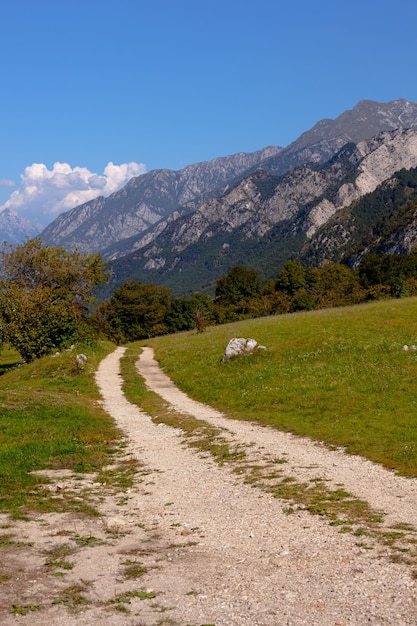 Het pad van de Mount Cumieli-ring, Friuli Venezia Giulia