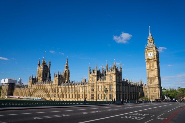 Het paleis van de Big Ben van Westminster op zonnige dag, Londen, Engeland, het UK