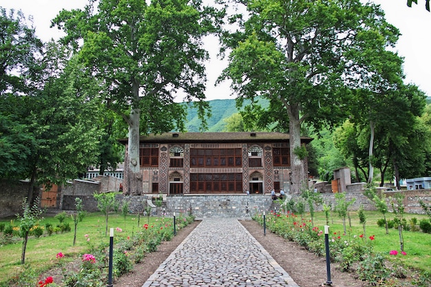Het paleis van Khan in Sheki-stad, Azerbeidzjan