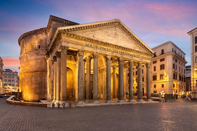 Het Pantheon in Rome, Italië in de ochtend