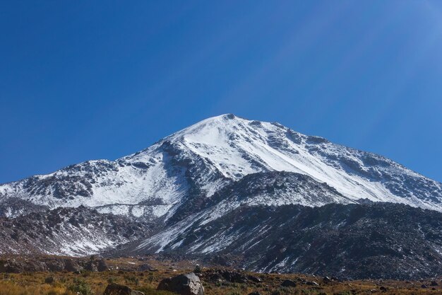 Het prachtige uitzicht op de Pico de Orizaba in mexico