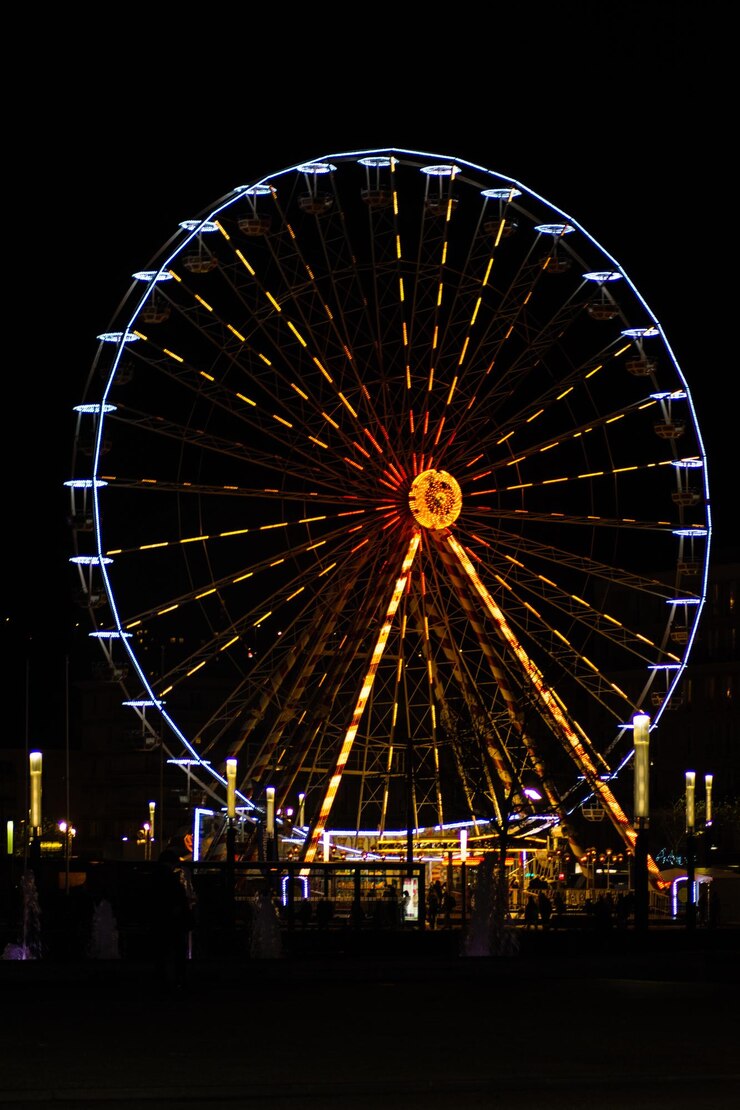 Foto het reuzenwiel's nachts