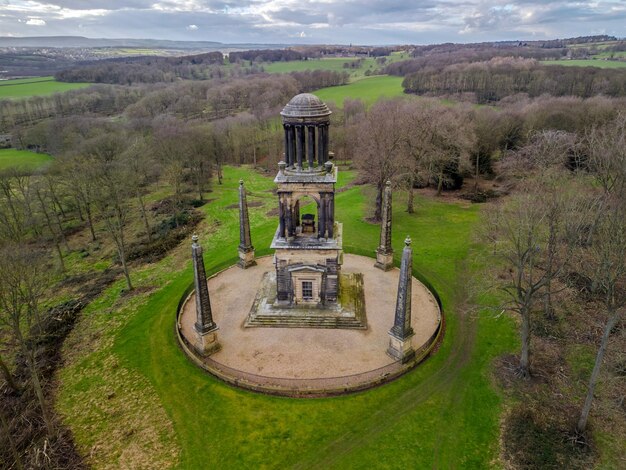 Het Rockingham Mausoleum is een Grade I beschermd gebouw in Wentworth Woodhouse Estate Rotherham South Yorkshire Engeland Feb 2024