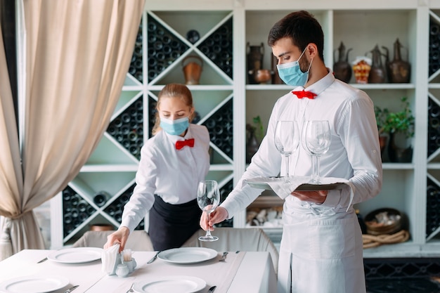 Foto het serviceteam van een restaurant