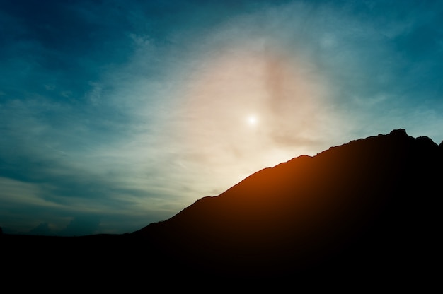 Het silhouet van de berg, teamleiderschap