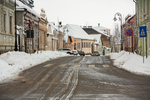 Het sneeuwde prachtig in het middeleeuwse stadje Rasnov in Roemenië.