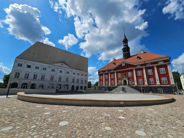 Het stadhuisplein van Narva Estland