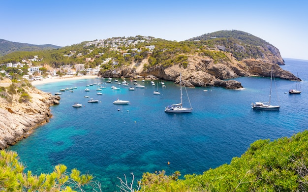 Het strand van Ibiza Cala Vadella alse Vedella