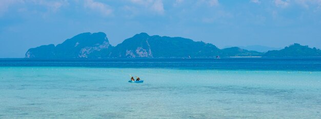 Het tropische eiland Koh Kradan in de Andamanzee Trang in Thailand