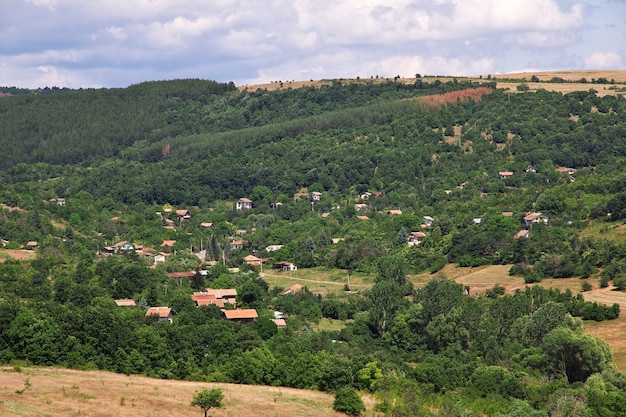 Het uitzicht op de bergen in Bulgarije