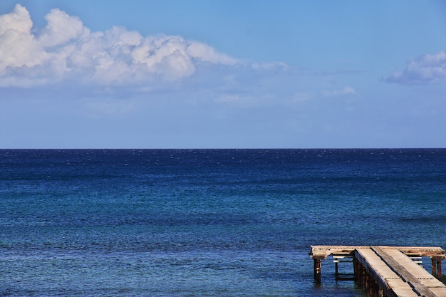 Foto het uitzicht op de middellandse zee, cyprus